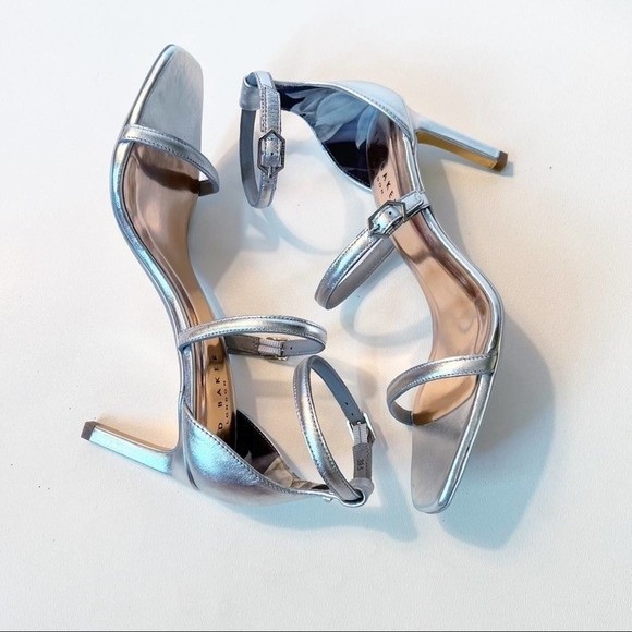 Ted Baker Triam Silver Triple Strap Sandal Size 39.5 - Picture 8 of 16